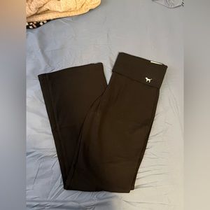 VS/PINK FOLD OVER YOGA PANT REGULAR SIZE LARGE